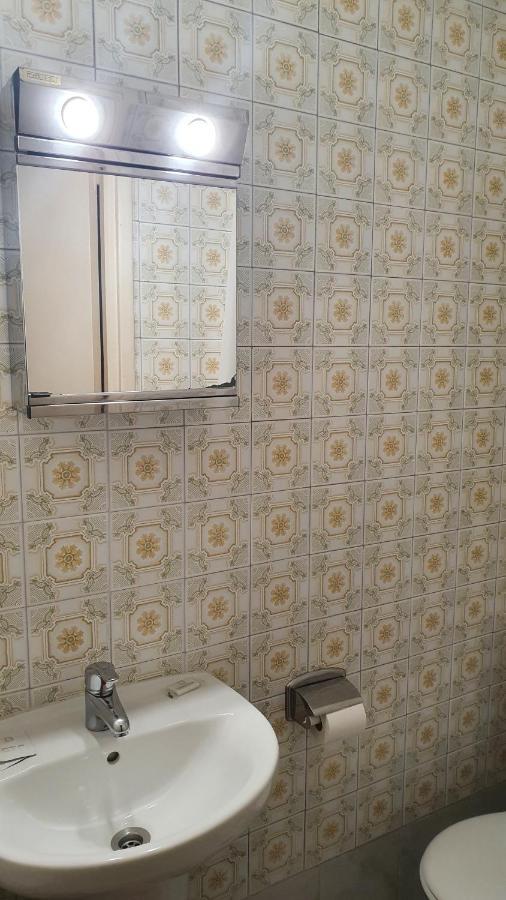 Hostal Ginebra Madrid Esterno foto